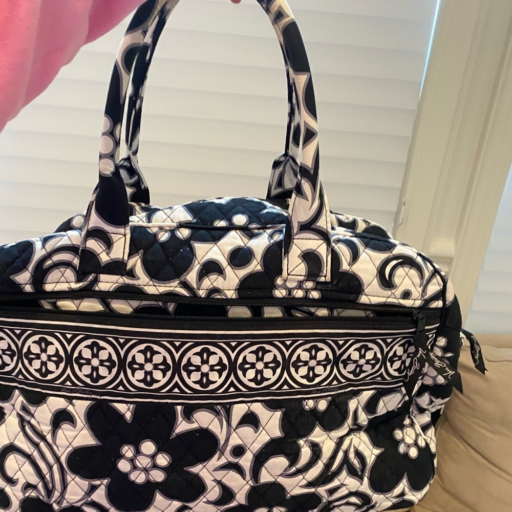 Vera Bradley duffel bag - Picture 2 of 3